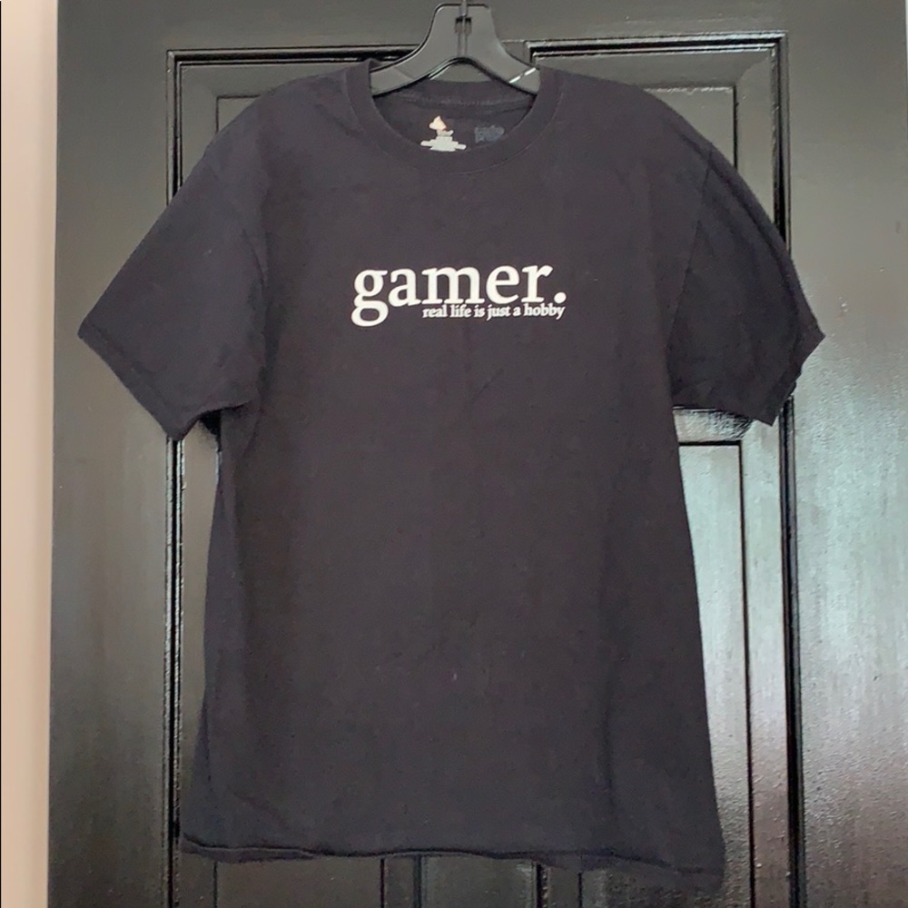 100% cotton black tee